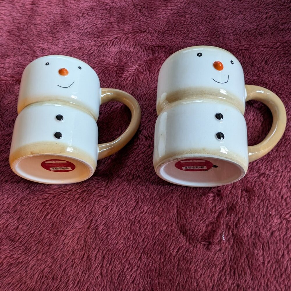 Holiday Time mug set of 2, earthenware, 20 ounces,5 x3.5 in hand painted
